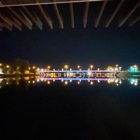 Houseboat On The Water Hotel Liepaja Bagian luar foto