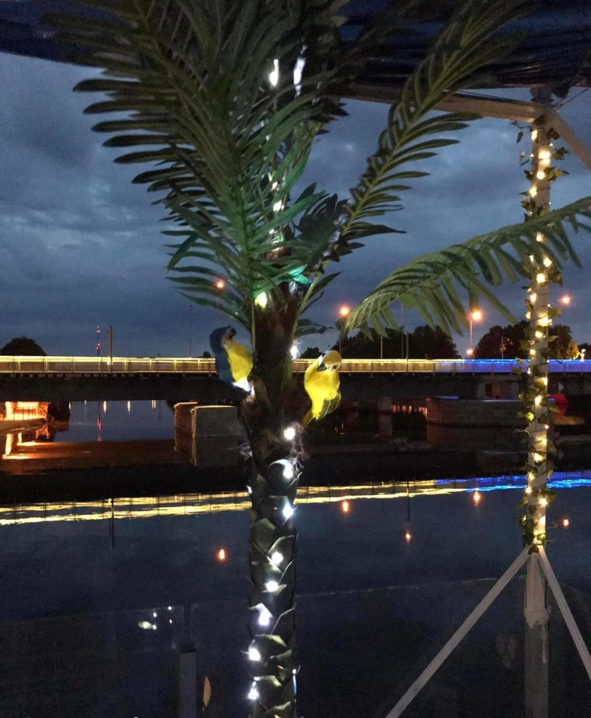Houseboat On The Water Hotel Liepaja Bagian luar foto